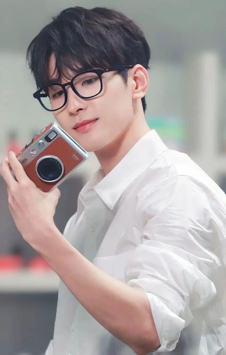 Jeon Wonwoo  thumbnail