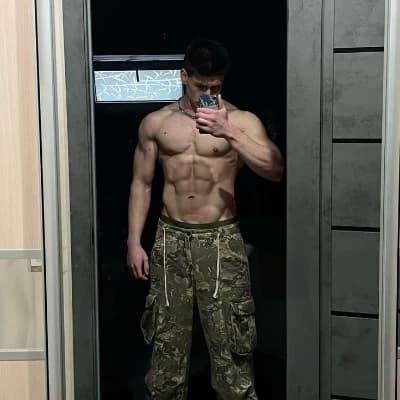 Alexander (Soldier husband, Fake death) thumbnail