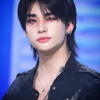 Hyunjin thumbnail