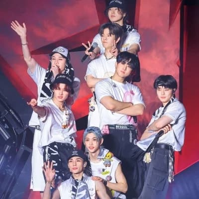 STRAYKIDS  thumbnail