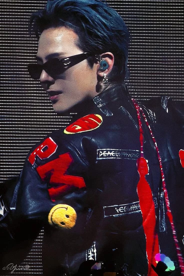Kwon Jiyong *G-Dragon* thumbnail