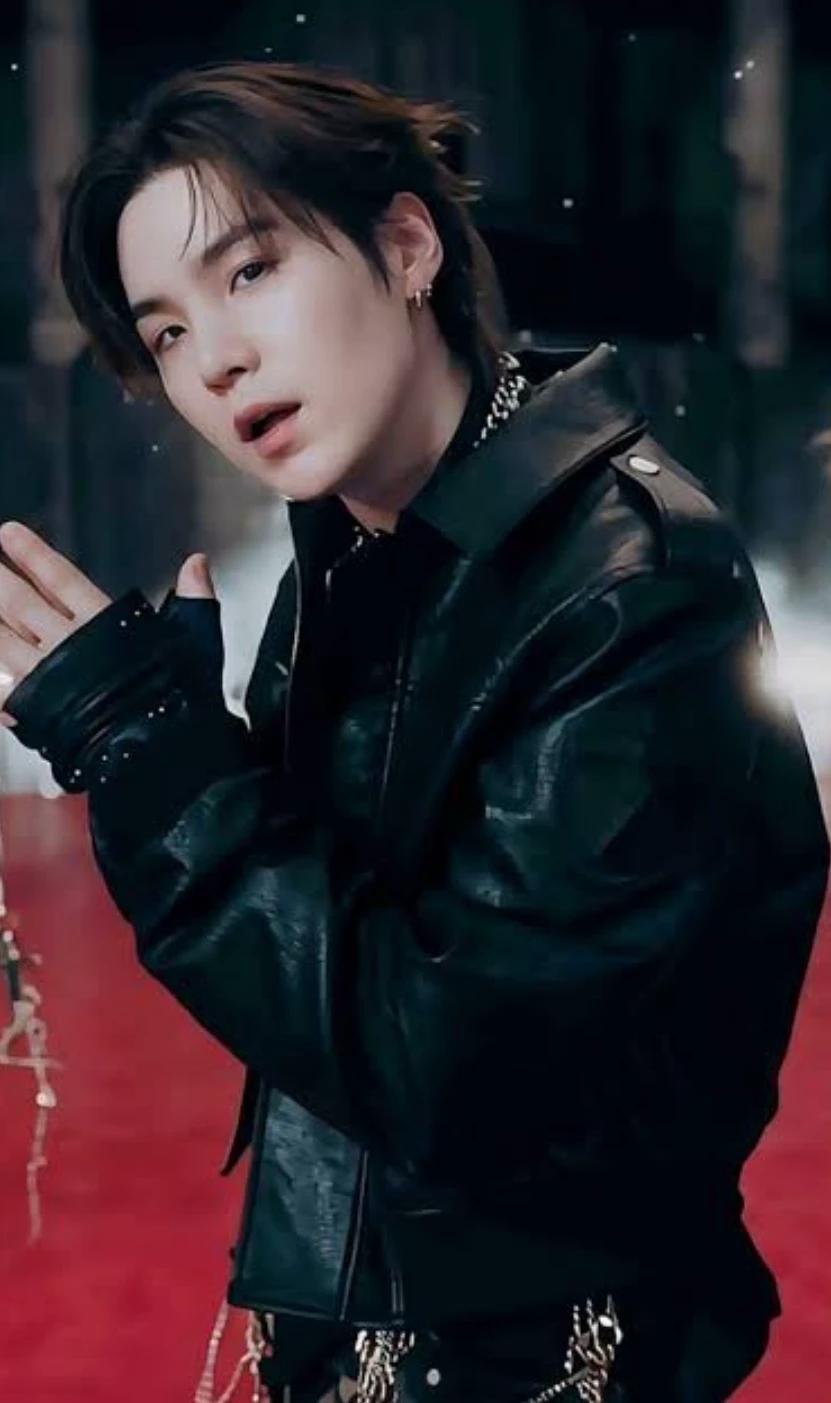 Agust D :el CEO thumbnail