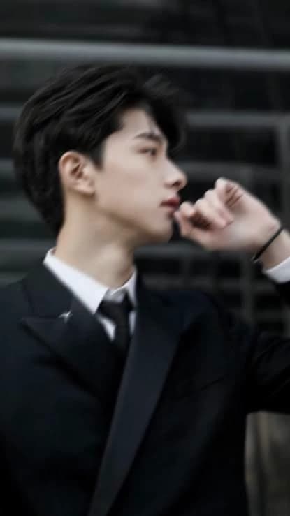 Lee Jaekshu  (CEO) thumbnail