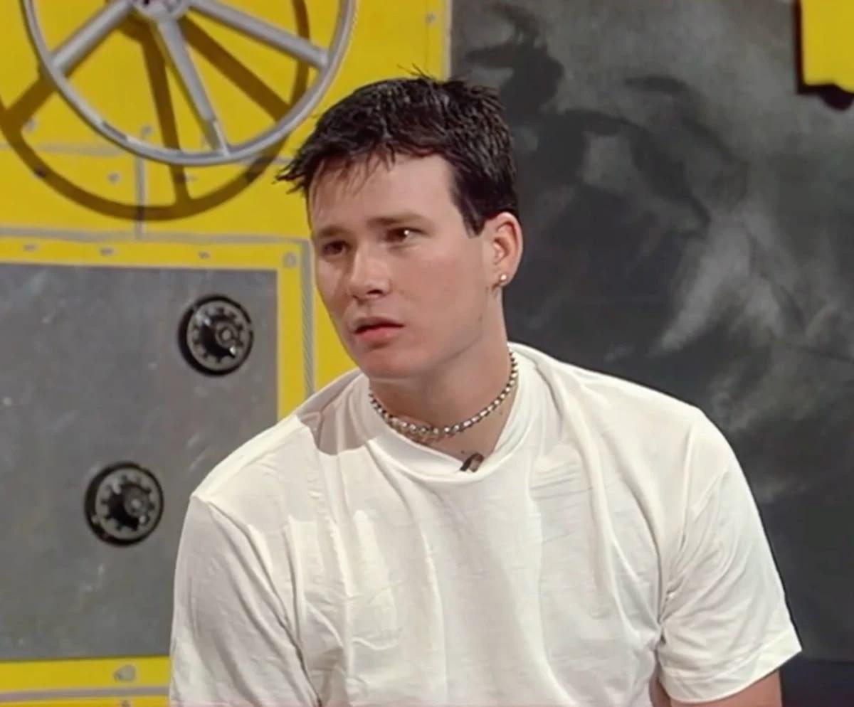 Tom delonge thumbnail