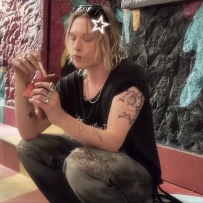 Jamie Campbell Bower thumbnail