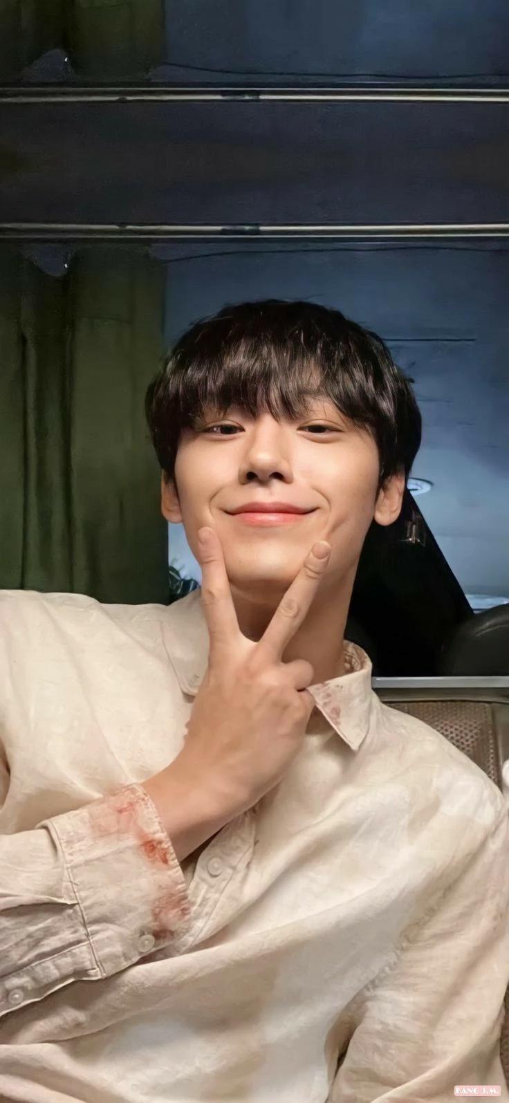 Lee do hyun thumbnail