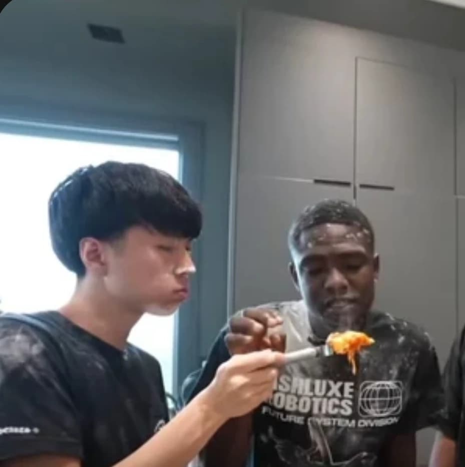 Ray, tota, agent, Rakai thumbnail