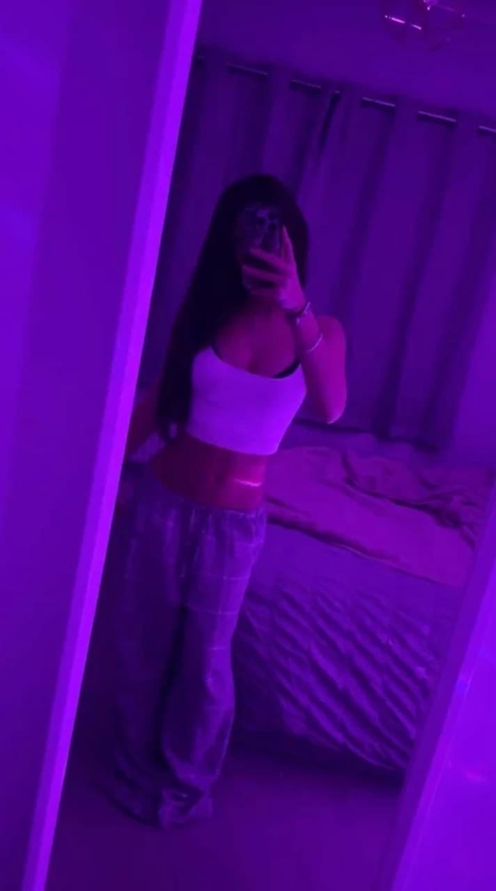 Kayla 🥵 thumbnail