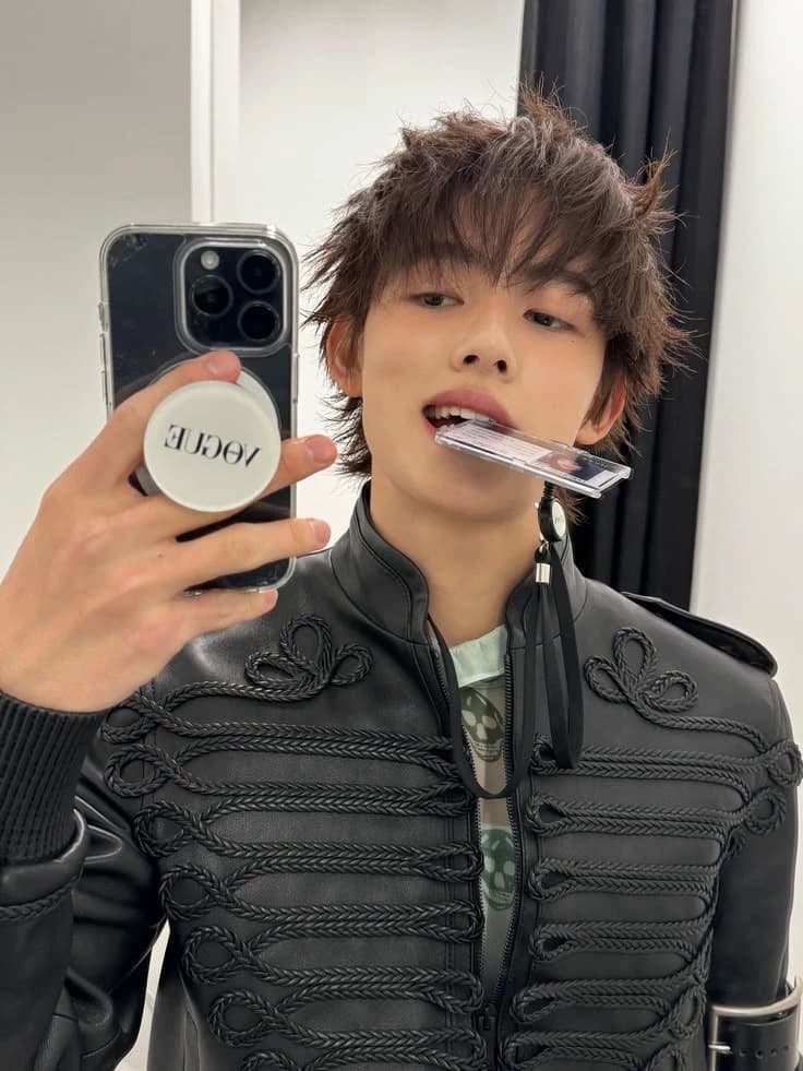 𝒮eonghyeon Eom thumbnail