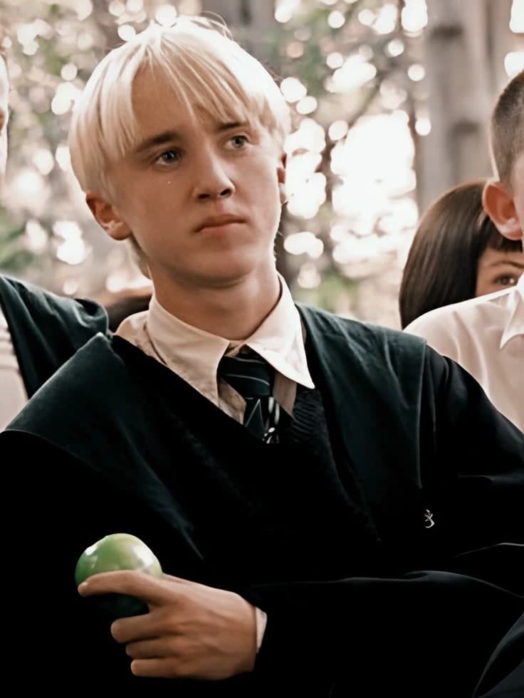 Draco Malfoy thumbnail
