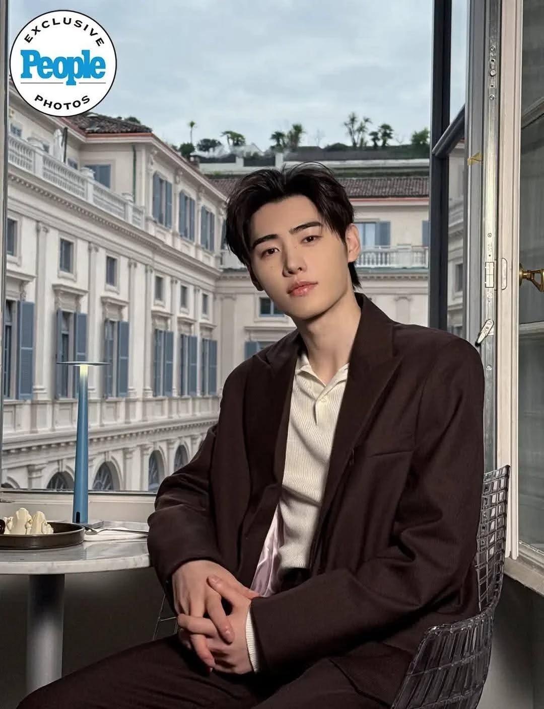 
 
 
Park sunghoon  thumbnail