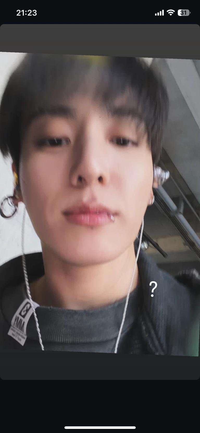 8th member dating Jungkook thumbnail
