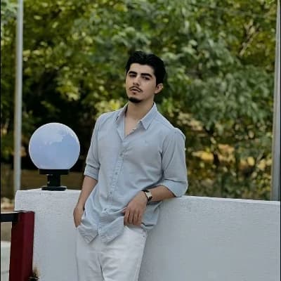 Sharaza (Enemies to lovers) thumbnail