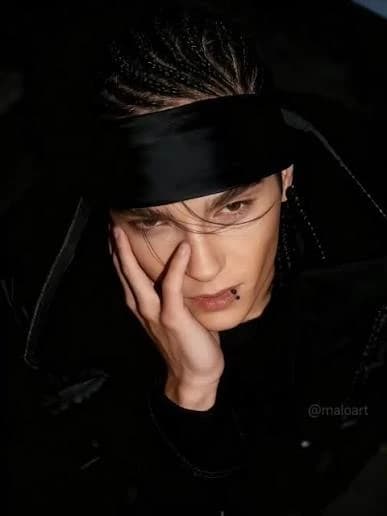Tom Kaulitz thumbnail