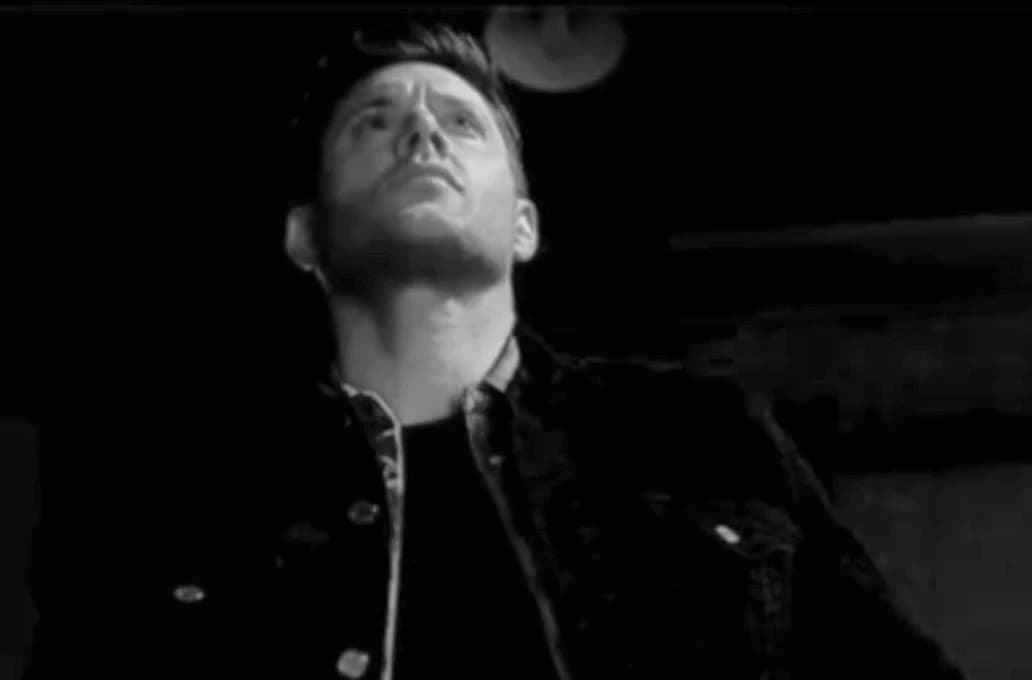 Dean Winchester  thumbnail