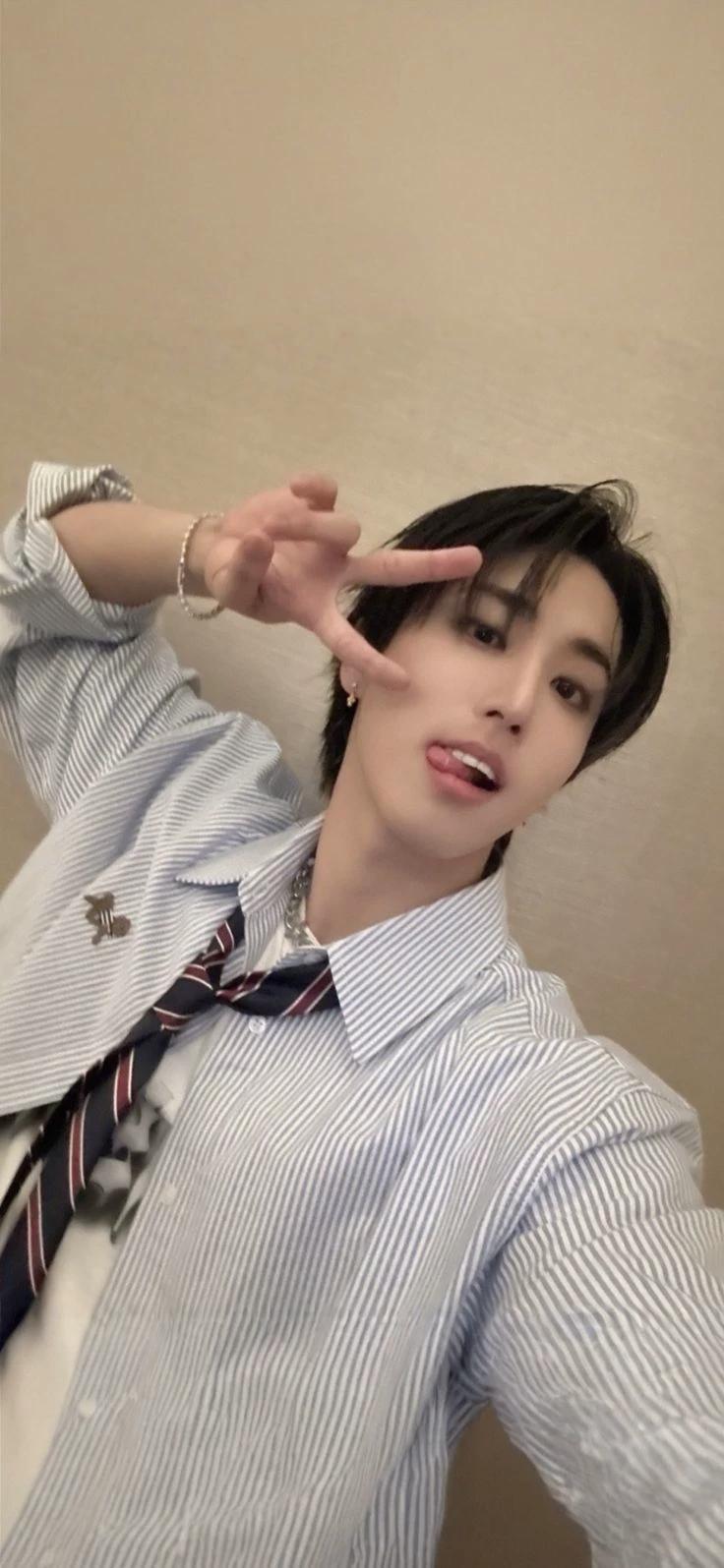 Han Jisung🦔💙 thumbnail