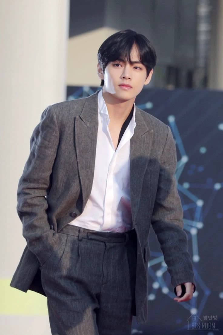 Kim Taehyung thumbnail