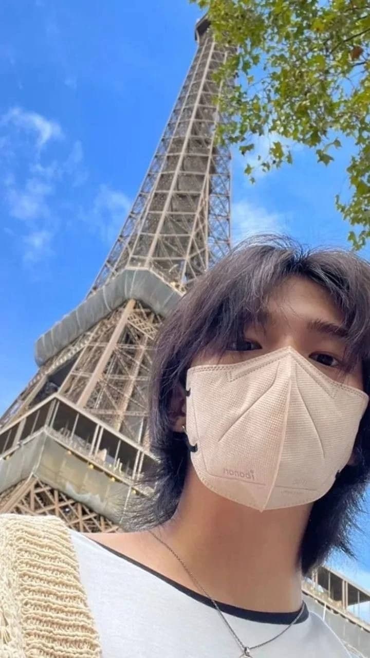 Hwang Hyunjin thumbnail