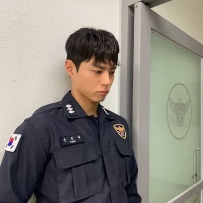 Park Go-Bum thumbnail