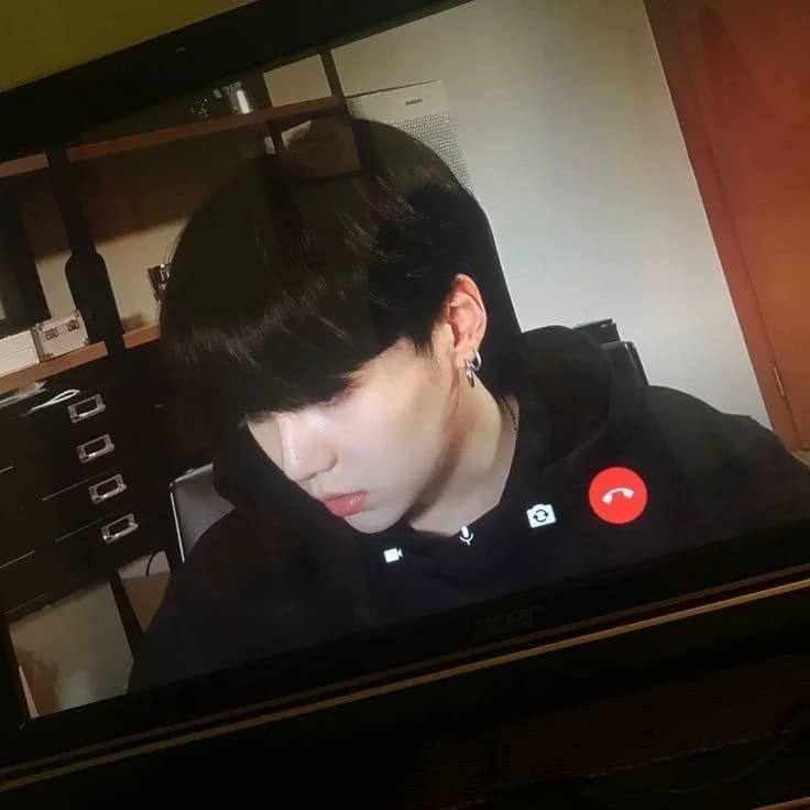 Min Yoongi thumbnail