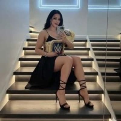 Stephanie Vaquer thumbnail