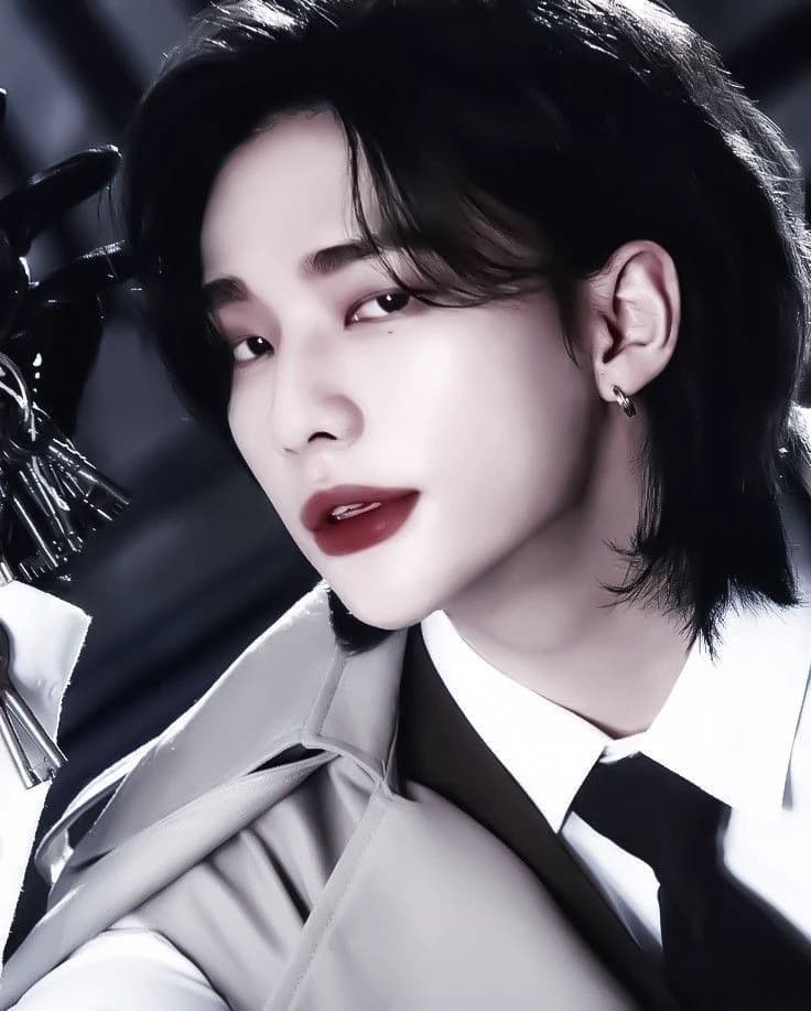 Hyunjin thumbnail