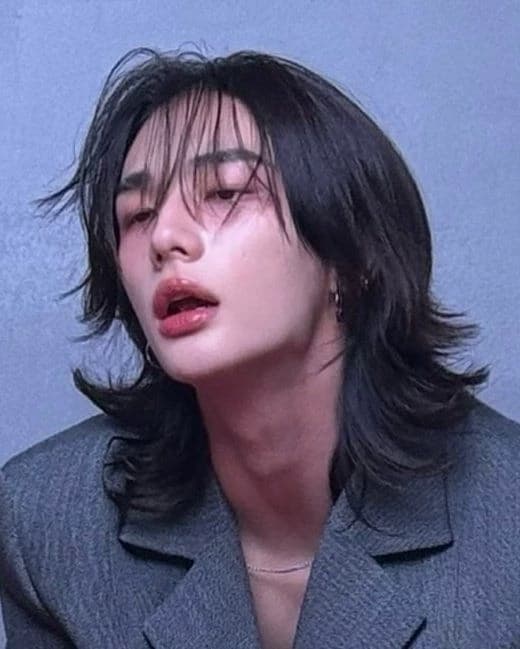Hwang Hyunjin - Lobo thumbnail