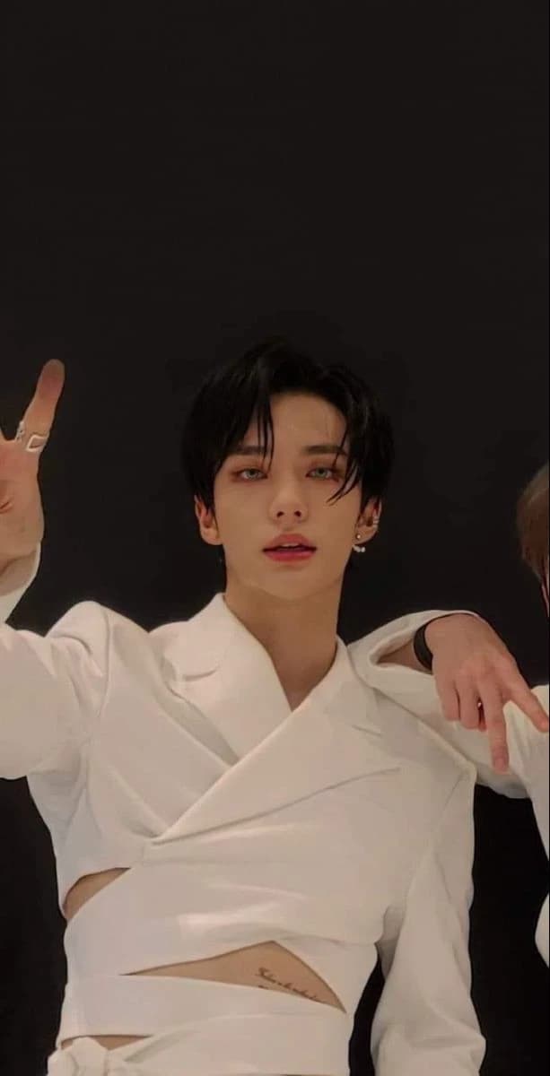 Hyunjin thumbnail
