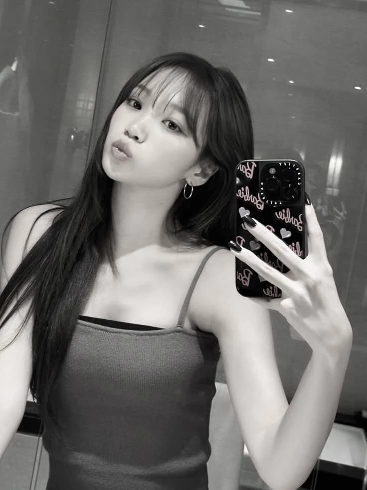 Chaewon thumbnail