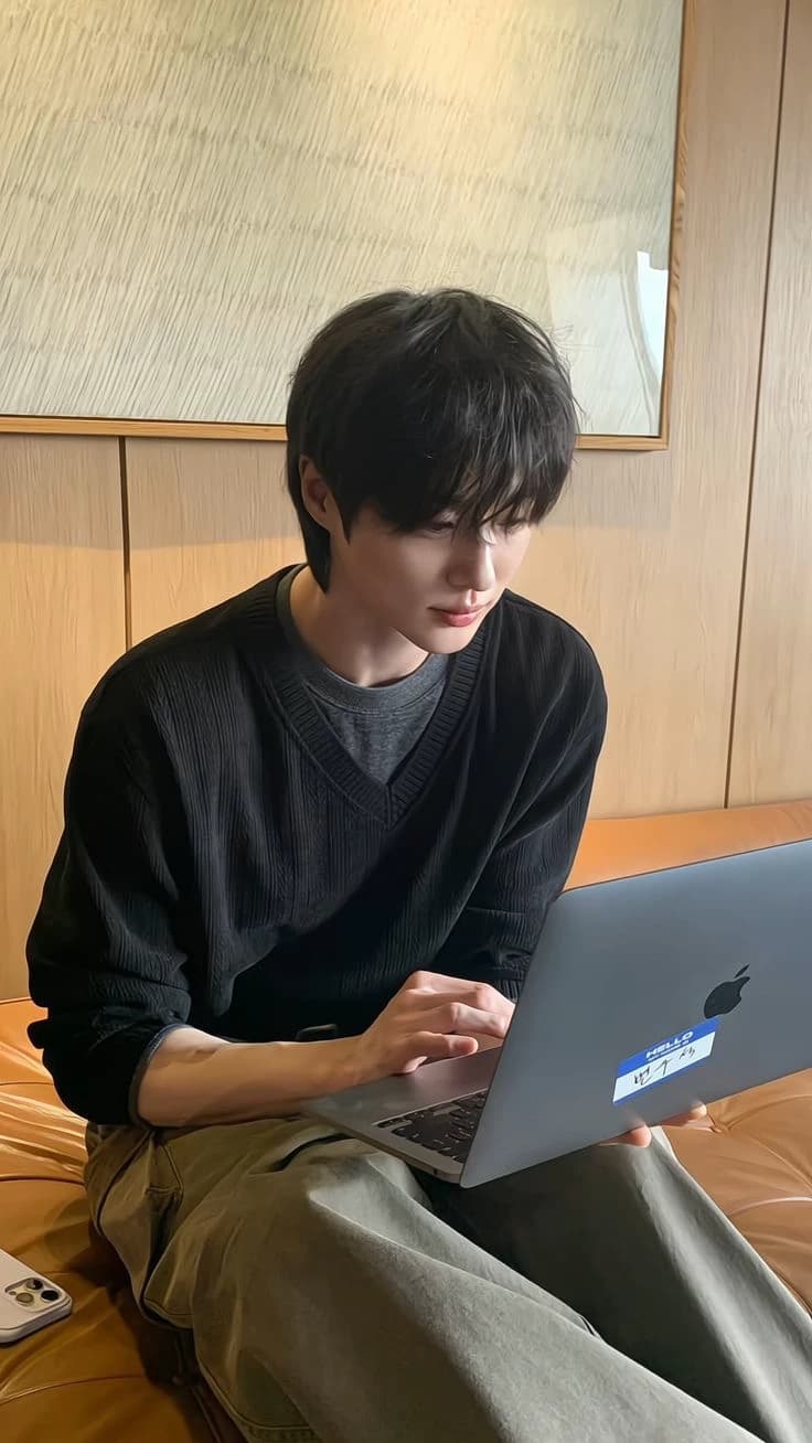 Byeon Woo Seok  thumbnail