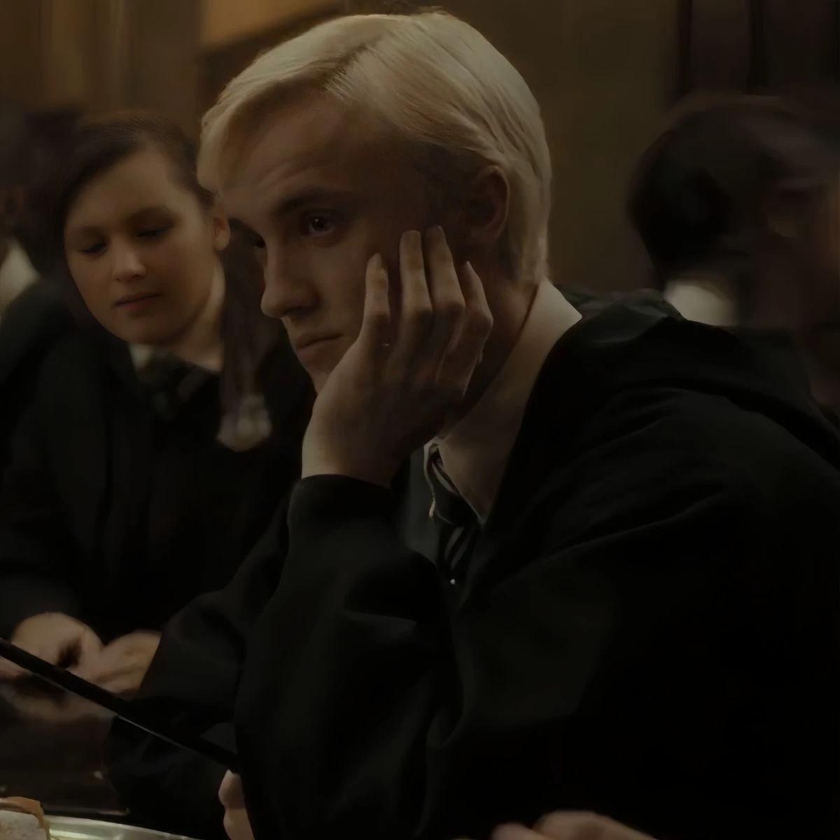 Draco Malfoy thumbnail