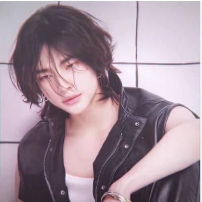 Hyunjin thumbnail