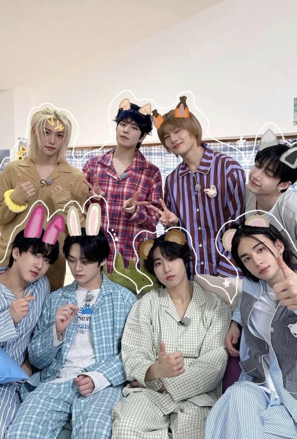 STRAYKİDS thumbnail