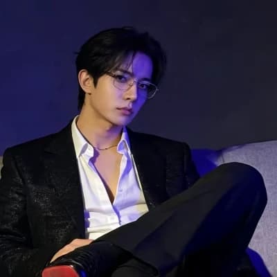 Lee Heeseung thumbnail