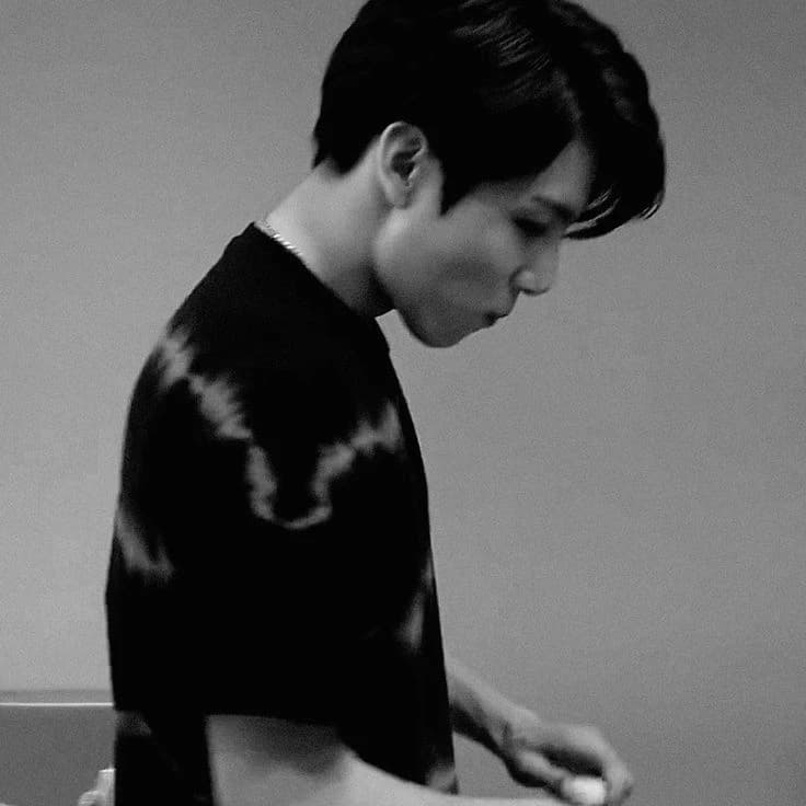 JEON JUNGKOOK Son... thumbnail