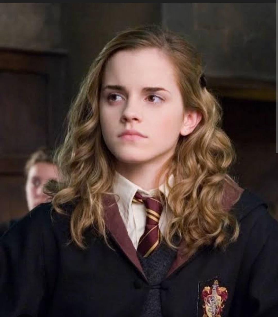 Hermione granger  thumbnail