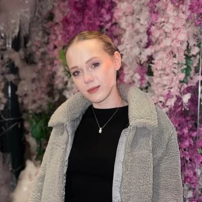 мария thumbnail