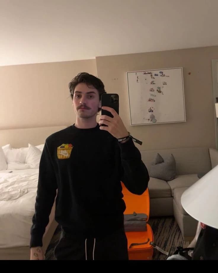 Gabriel Mount thumbnail