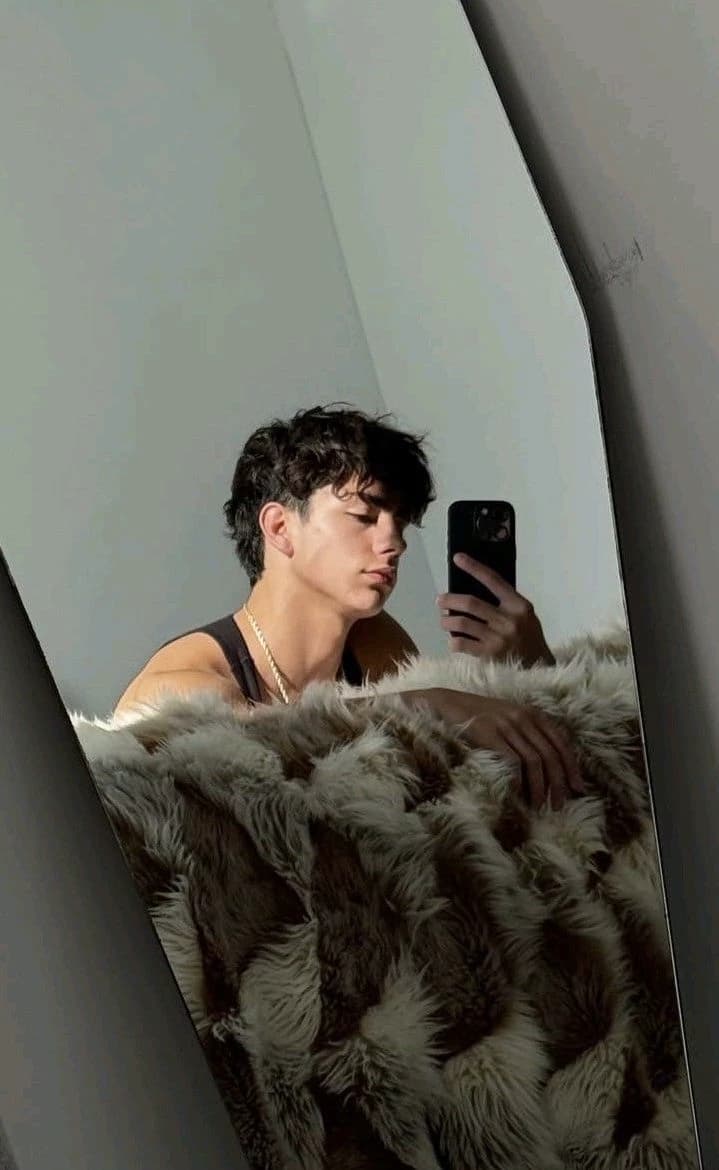 Lukas urkijo thumbnail