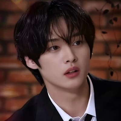 Lee Know thumbnail