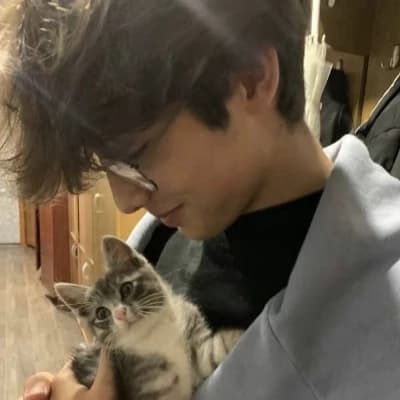 Elias Thorne thumbnail