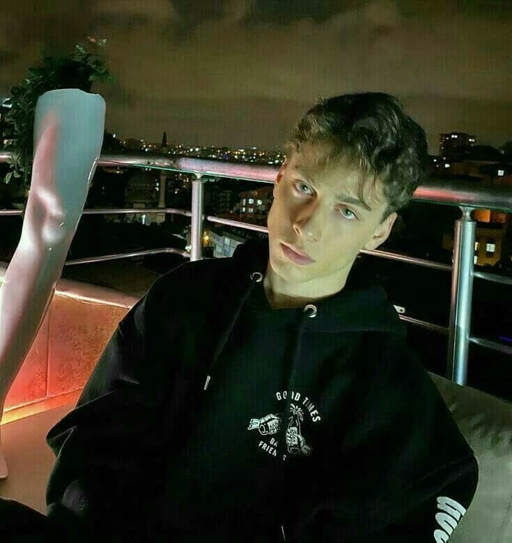 Aaron thumbnail