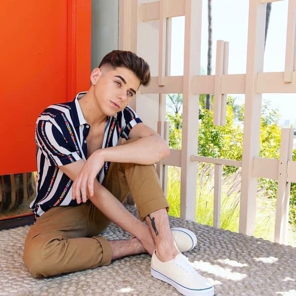 Joey Mills thumbnail