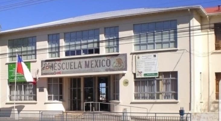 Mexican🇲🇽 School thumbnail