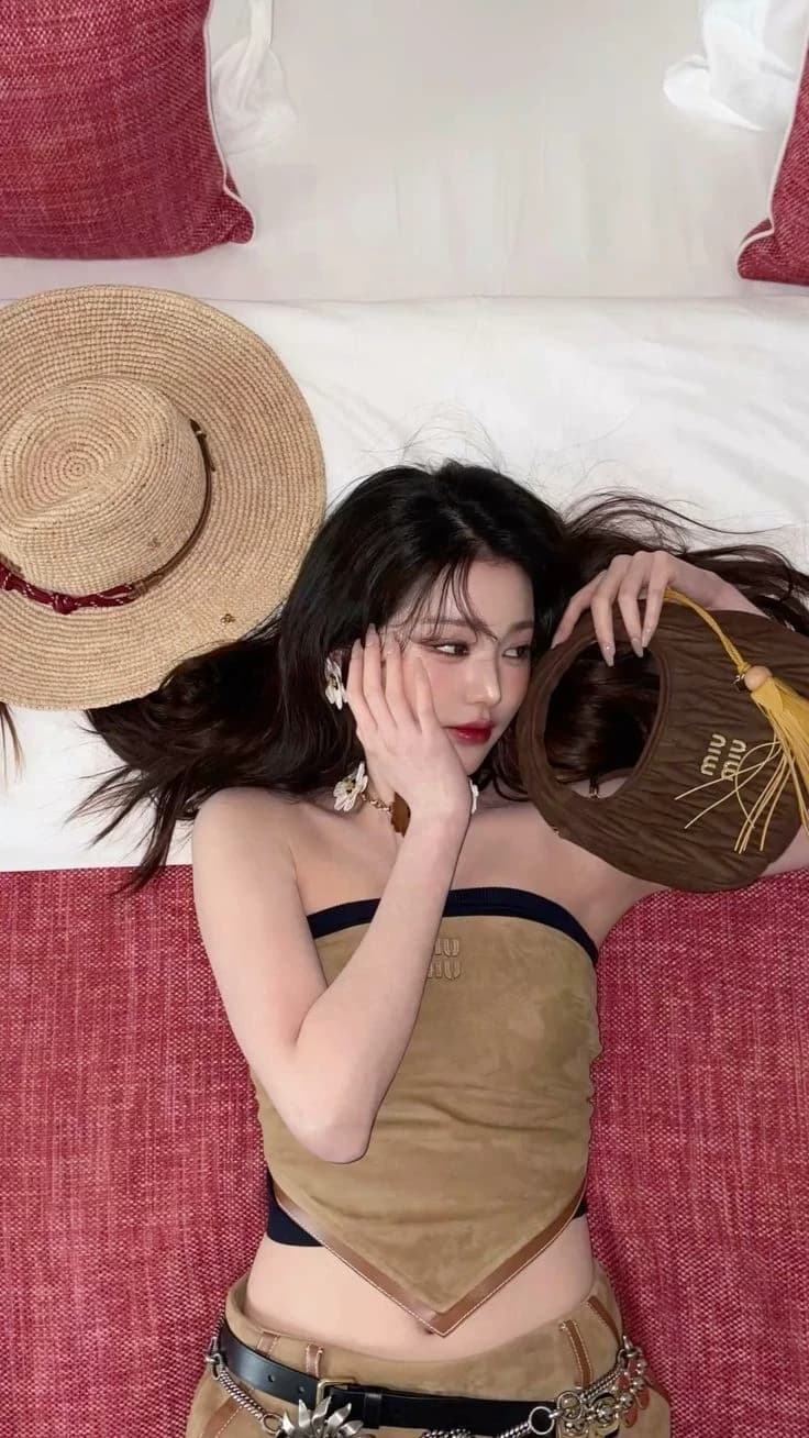 Jang Wonyoung  thumbnail