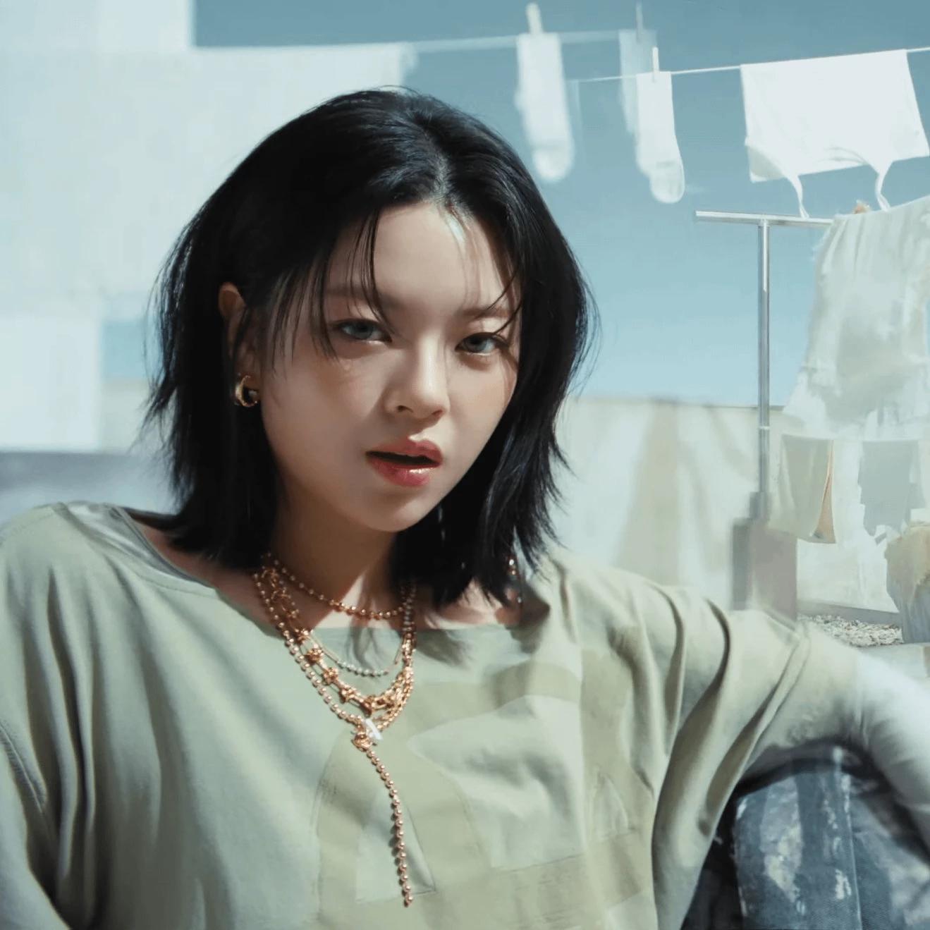 Jeongyeon thumbnail