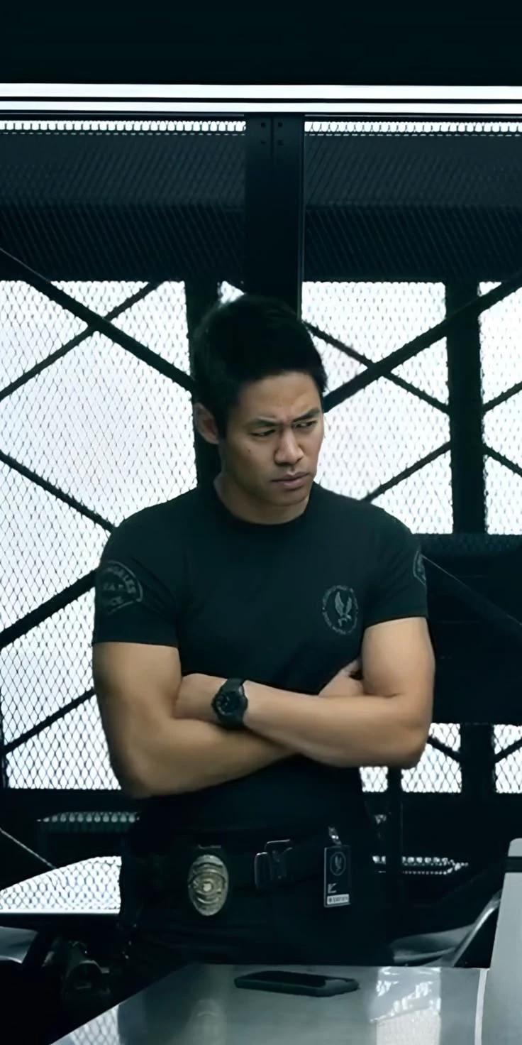 Victor Tan  thumbnail