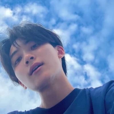 yoon jeonghan thumbnail
