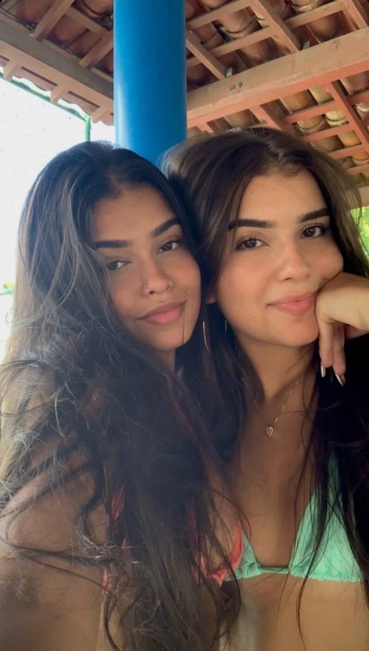 Viviane e Vitória. thumbnail