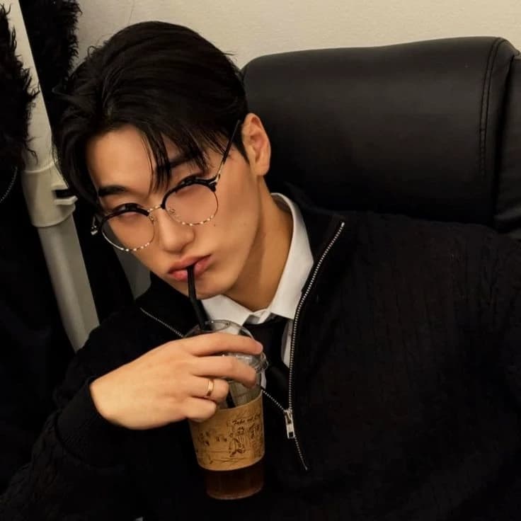 Choi San thumbnail